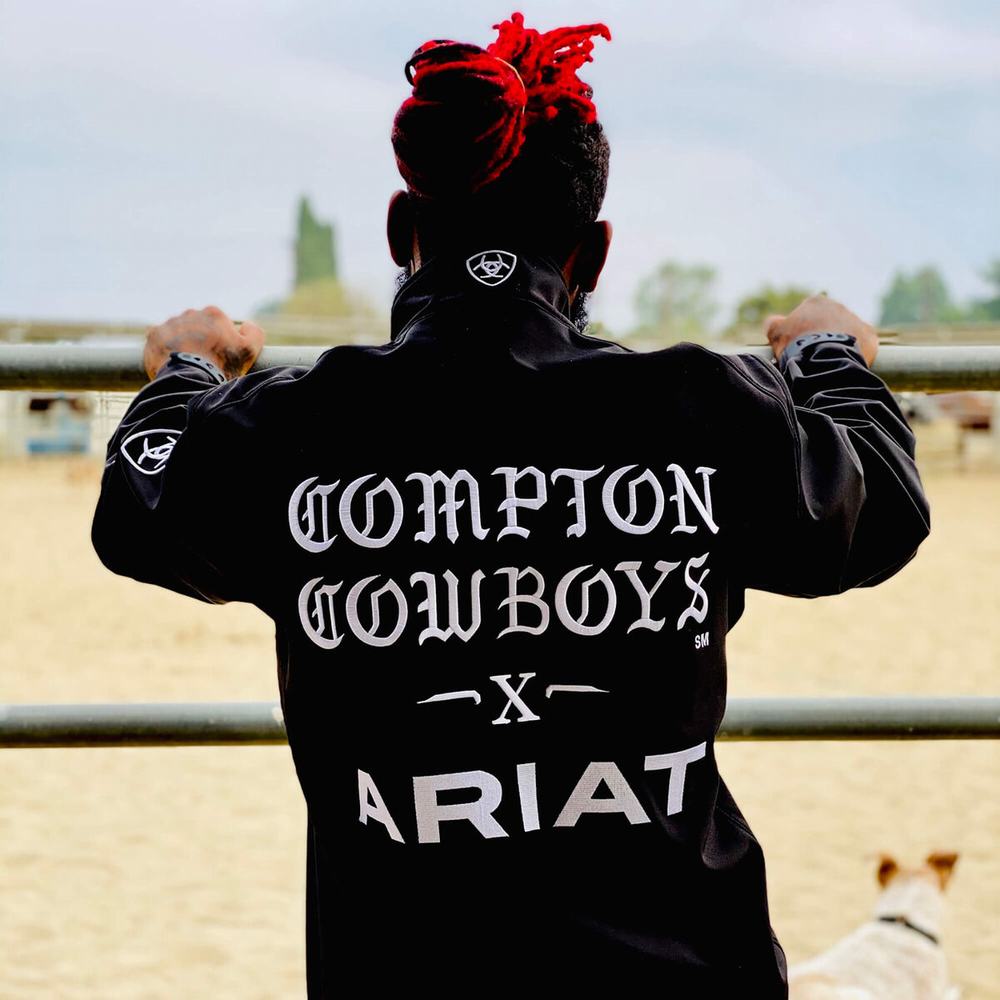 Men's Ariat Compton Cowboys Logo 2.0 Softshell Jackets Black | AHPT-71603