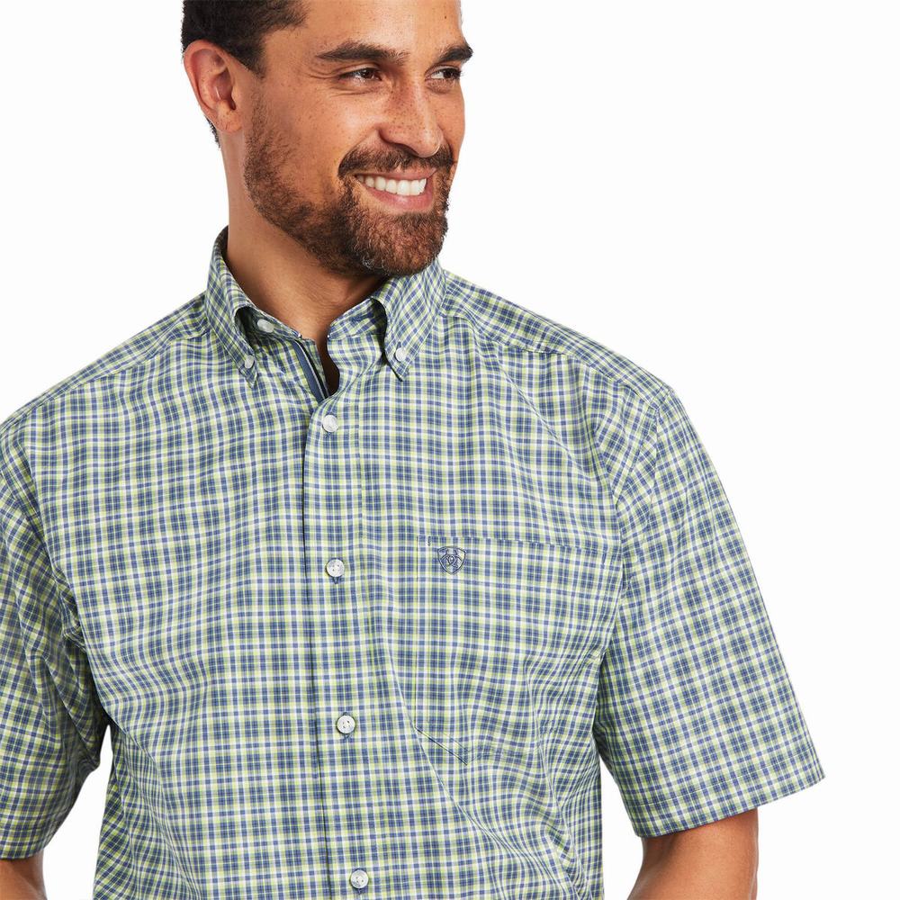 Men's Ariat Pro Series Barrett Classic Fit Shirts Green | OFGQ-57106