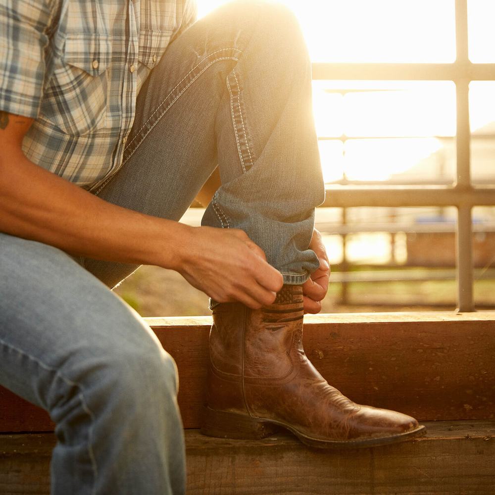 Men's Ariat Rambler Patriot Dress Boots Brown | SNWV-93012