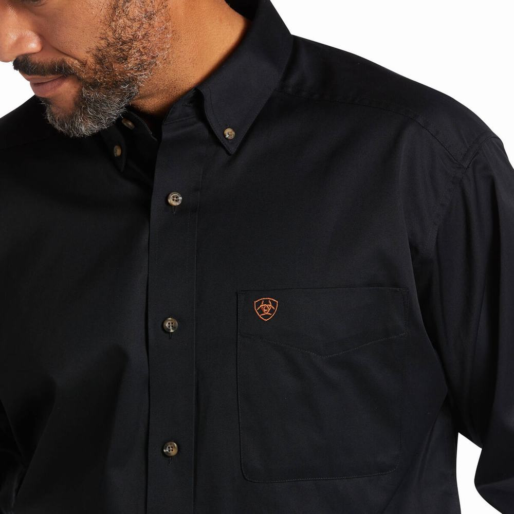 Men's Ariat Solid Twill Classic Fit Shirts Black | QKFP-90751