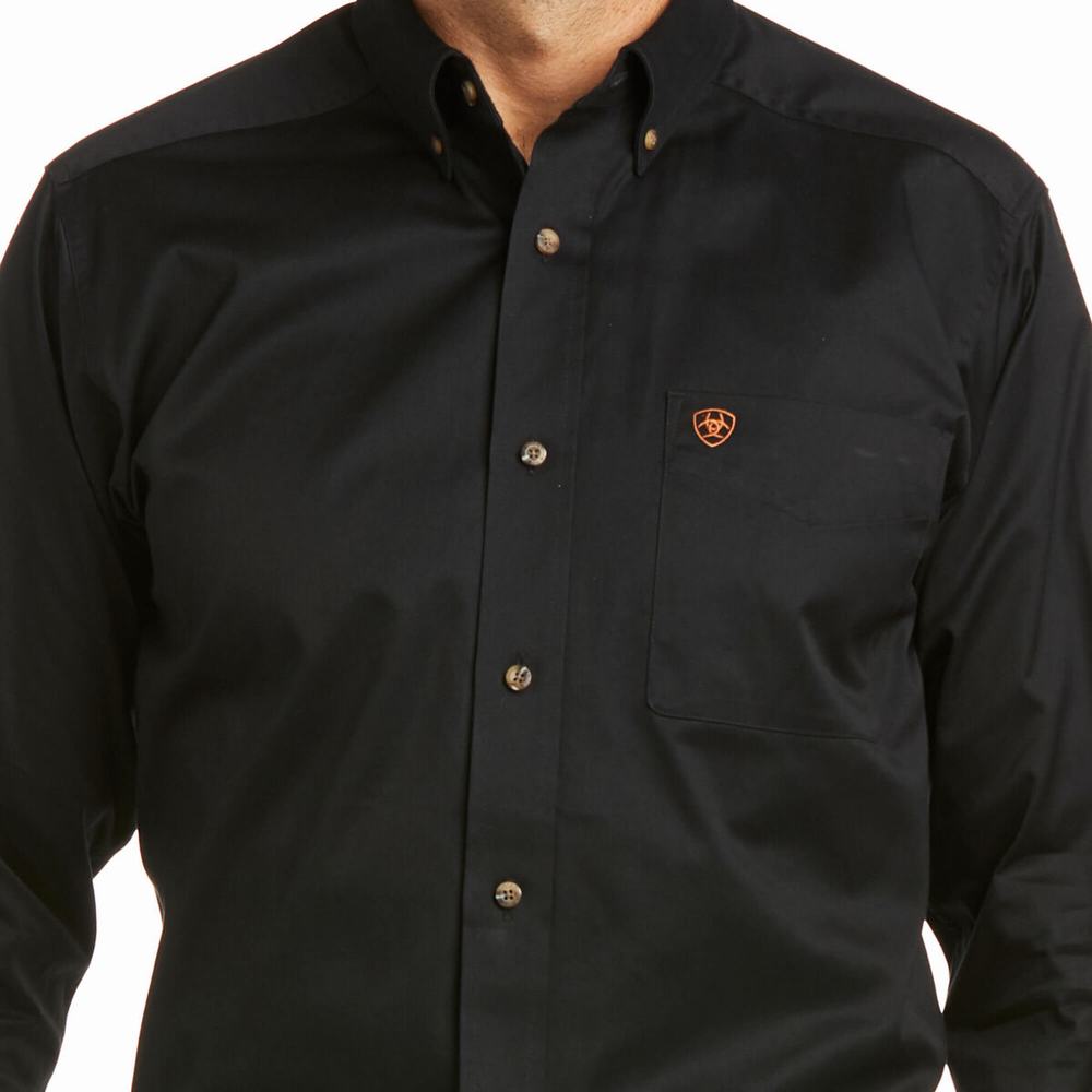 Men's Ariat Solid Twill Fitted Shirts Black | ABKT-85109