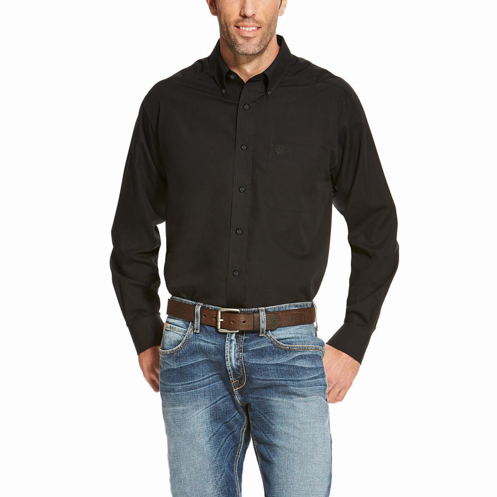 Men\'s Ariat Wrinkle Free Solid Shirts Black | YCFR-64872