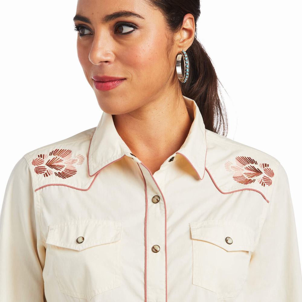 Women's Ariat REAL Georgia Tops White | UNKC-46905