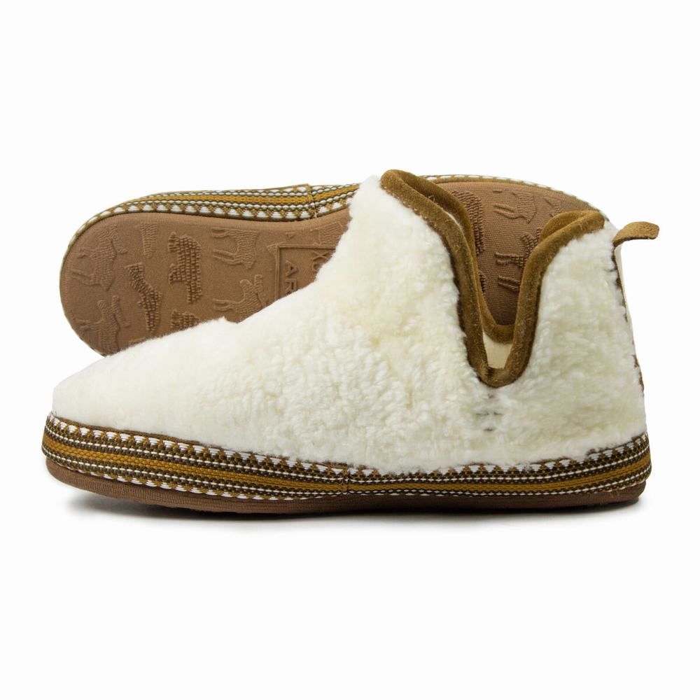 Women\'s Ariat Slippers Beige | MXTL-07986